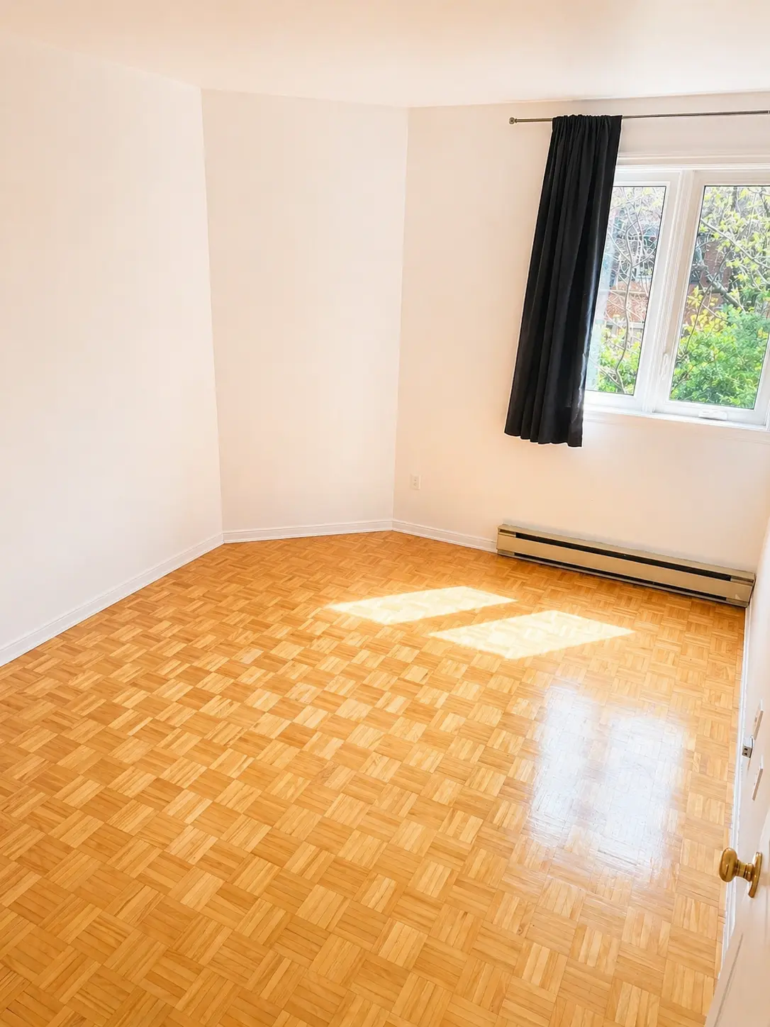Second bedroom empty view at 1490 Saint-Jacques Montreal condo